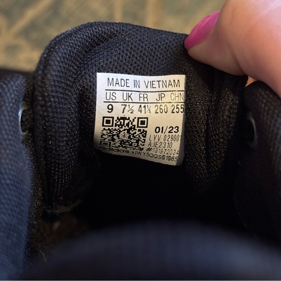 adidas Black and White Women's Sneakers - Picture 4 of 6